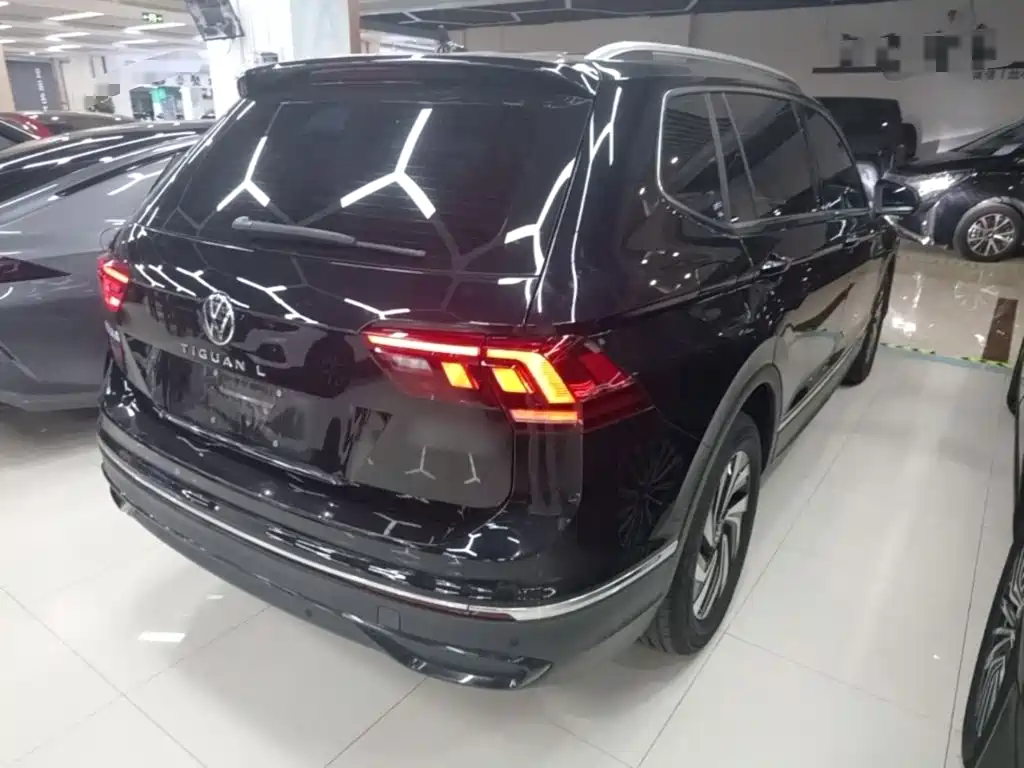 Volkswagen Tiguan L 2024