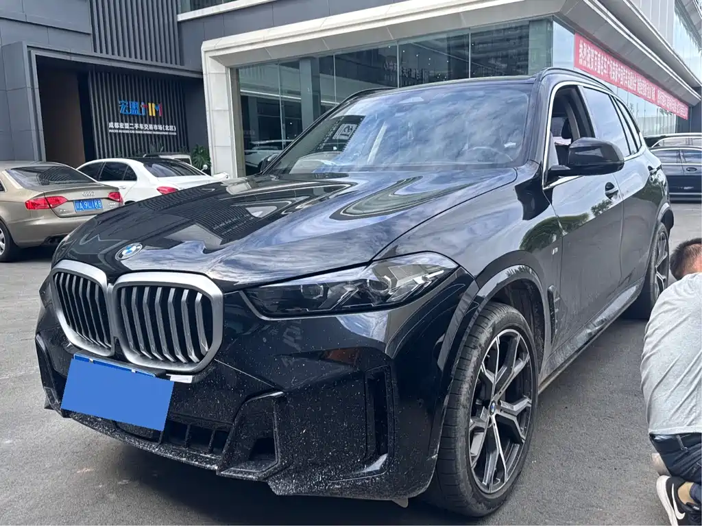 BMW X5 2023 — фото 1