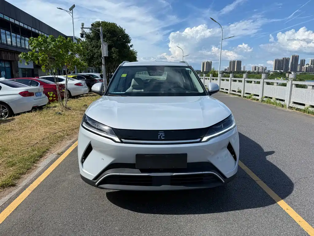 BYD Yuan UP 2025
