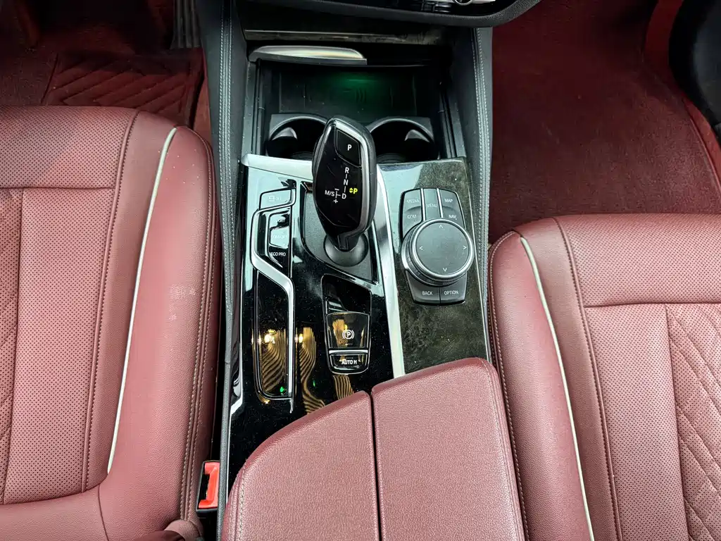 BMW 5 Series 2020