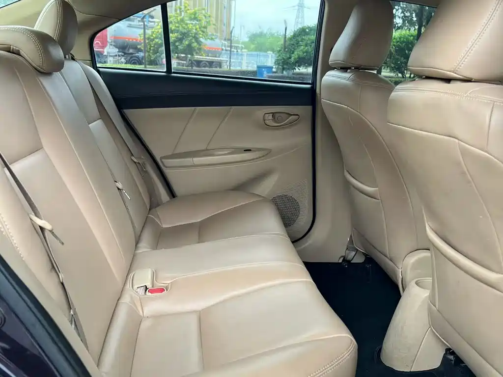 Toyota Vios 2015 — фото 9
