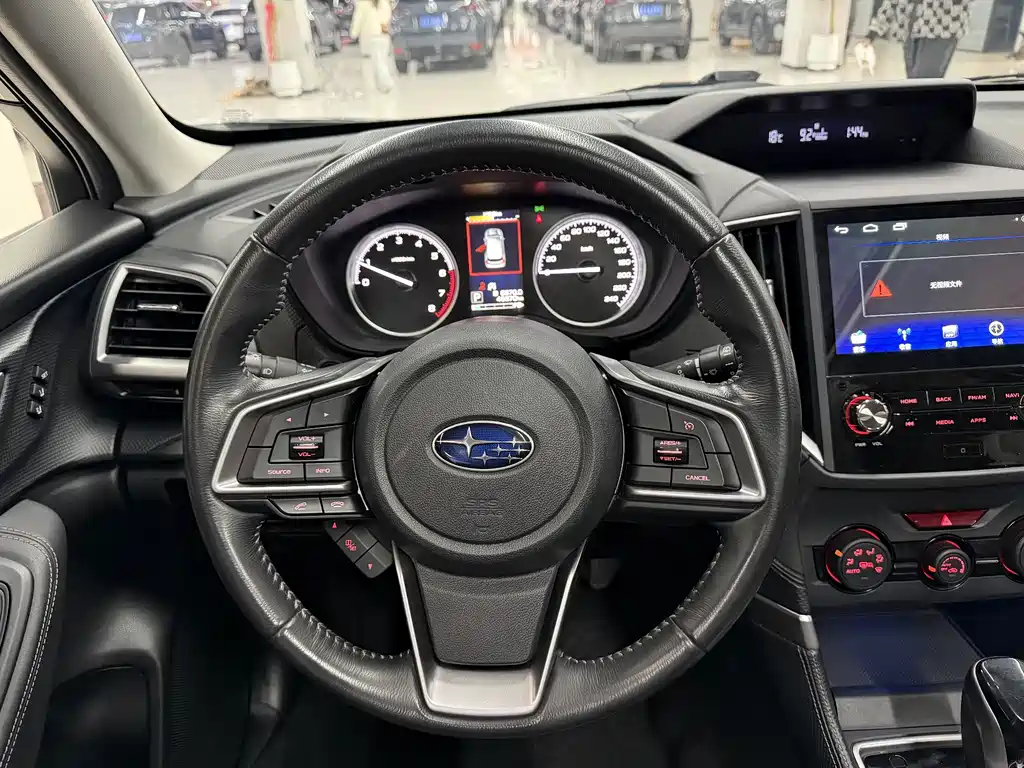 Subaru Forester 2021 — фото 11