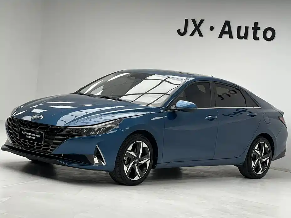 Hyundai Elantra 2022