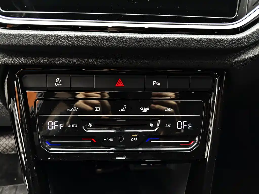 Volkswagen T-Roc 2021 — фото 20