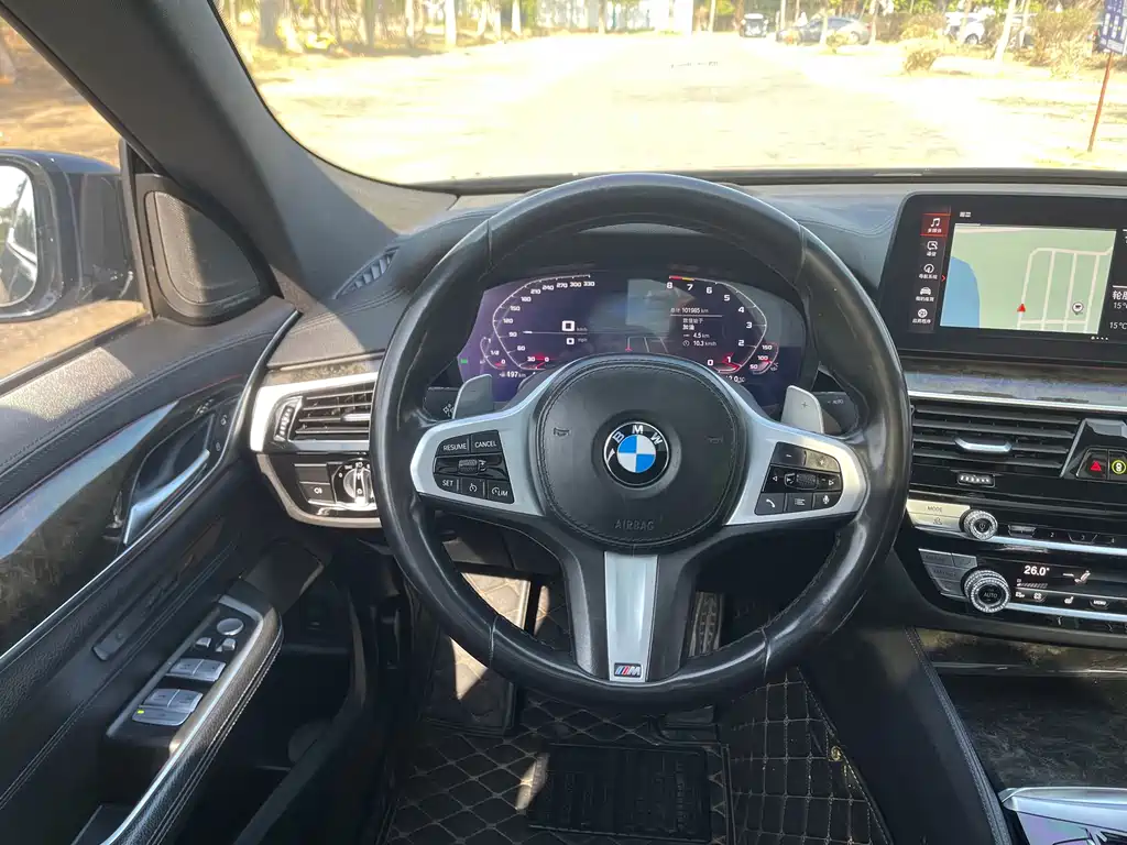 BMW 6 Series GT 2022 — фото 14