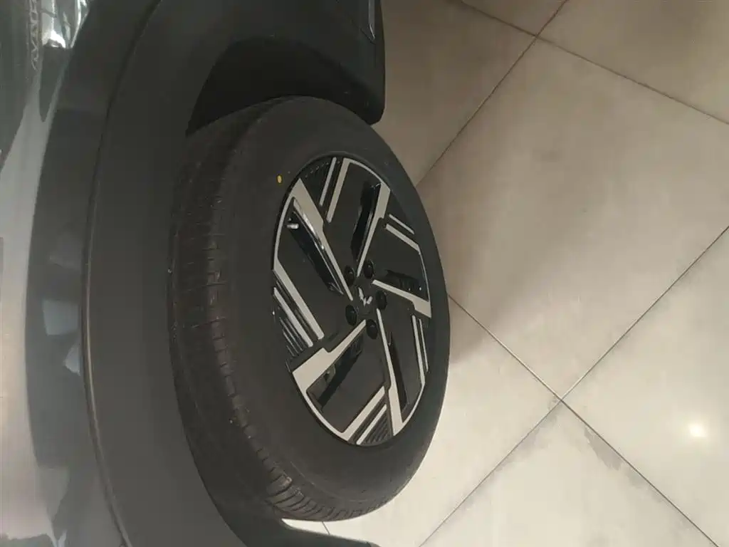 Wuling Xingguang S 2025 — фото 23