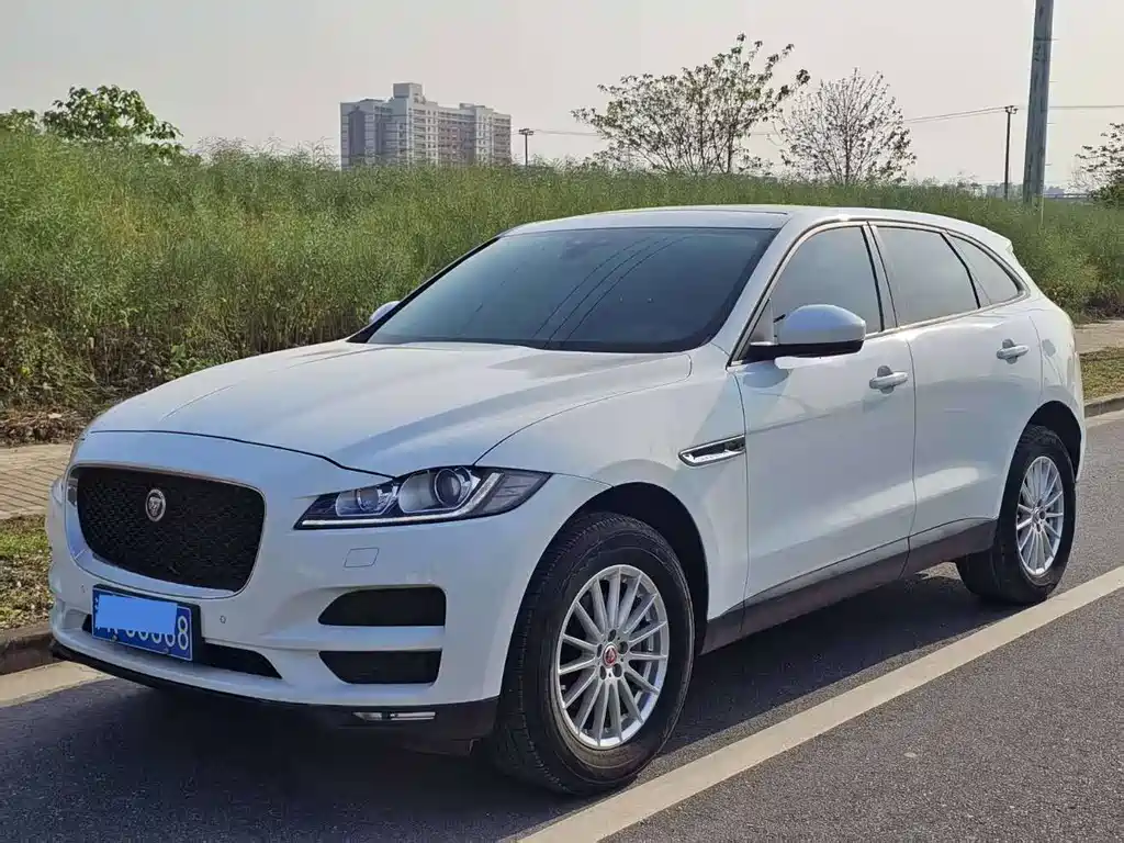 Jaguar F-PACE 2018 — фото 2