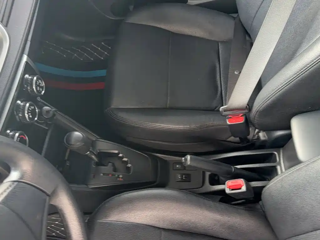 Toyota Yaris L 2019