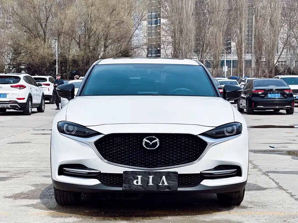 Mazda CX-4 2023