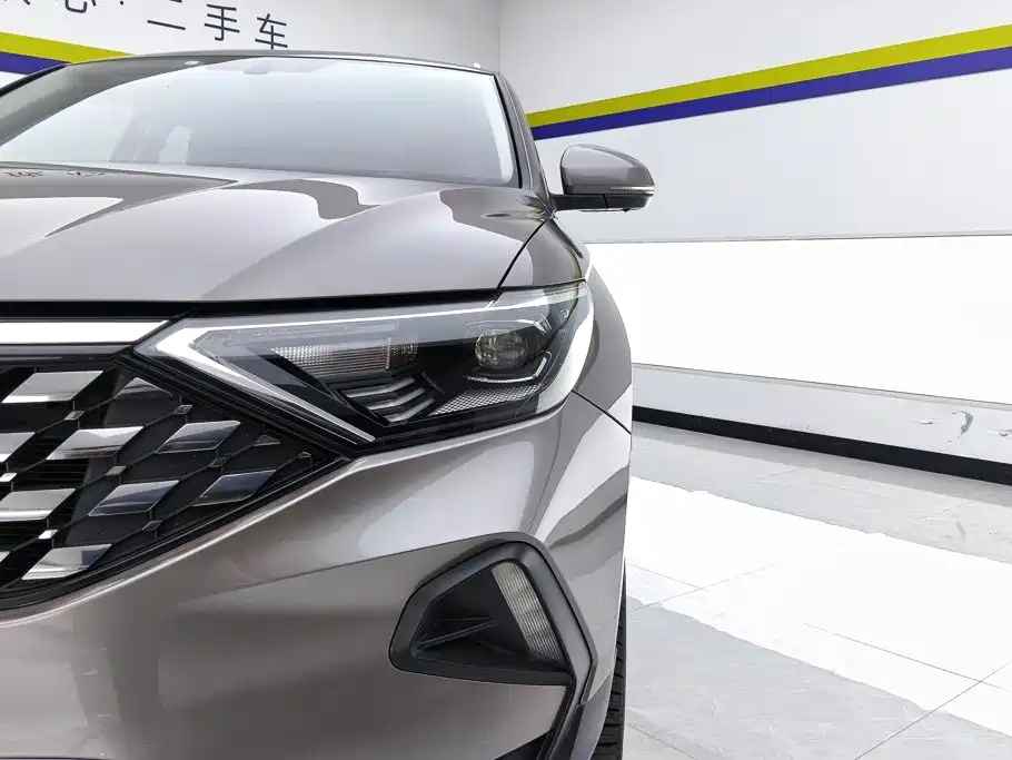 Jetta VS7 2020