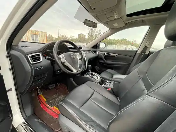 Nissan X-Trail 2015