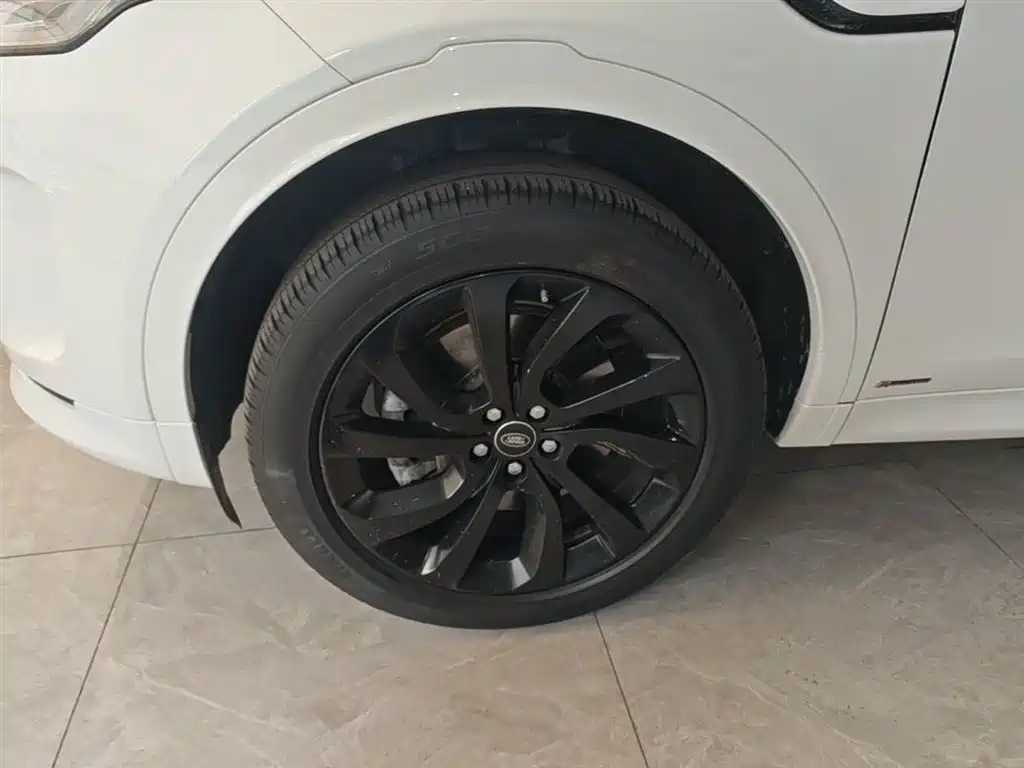 Land Rover Discovery Sport 2020 — фото 22
