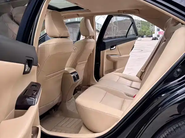 Toyota Camry 2015