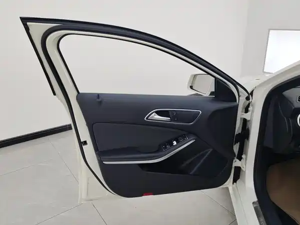 Mercedes-Benz A-Class 2016