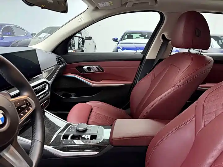 BMW 3 Series 2024