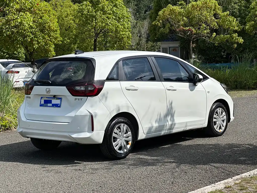 Honda Fit 2023 — фото 9