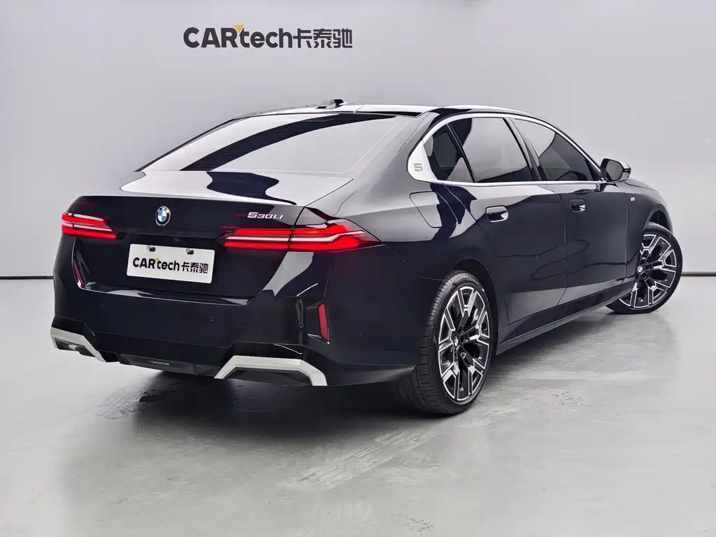 BMW 5 Series 2024