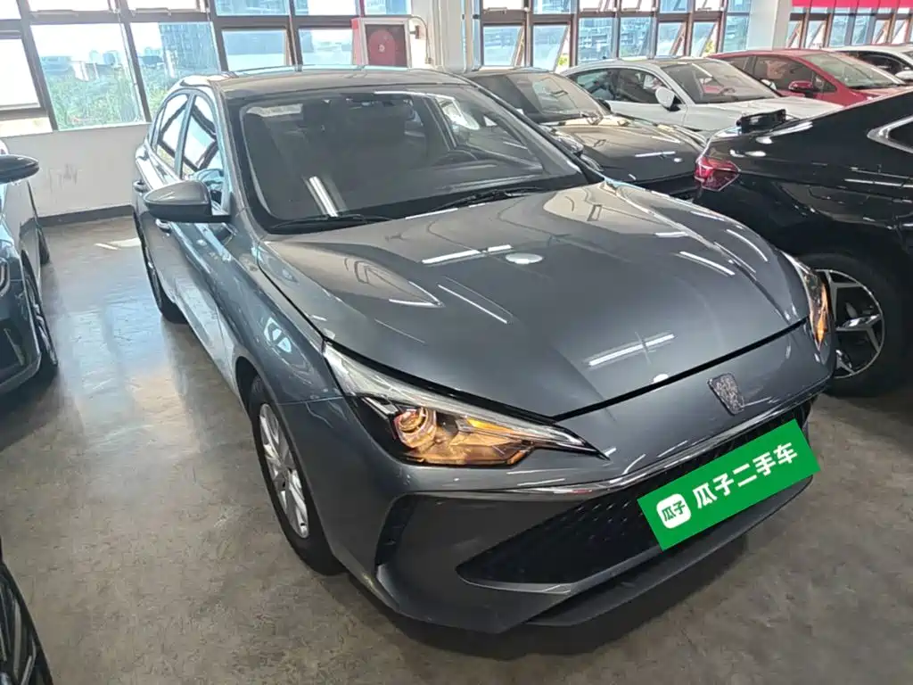 Roewe i5 2025
