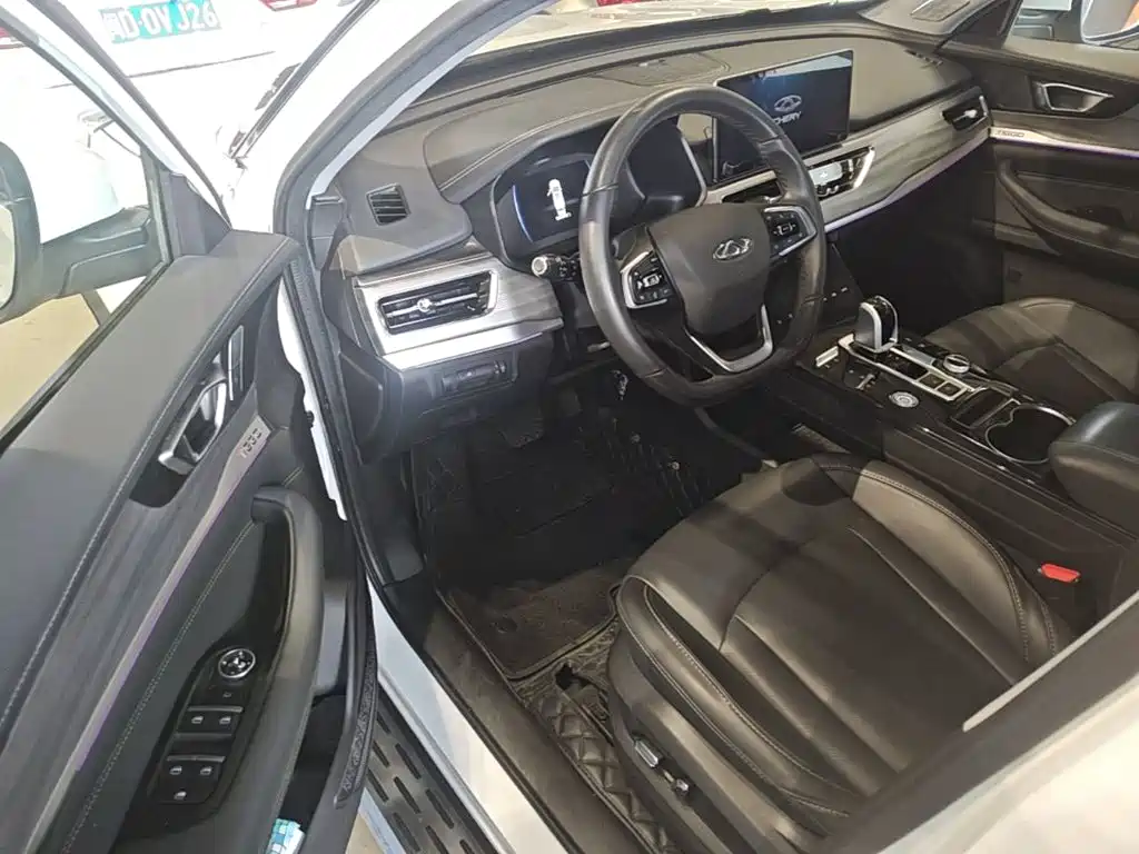 Chery Tiggo 8 2021 — фото 16