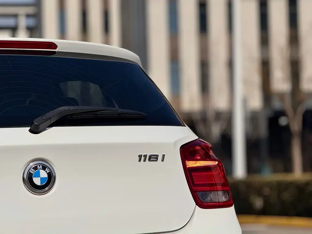 BMW 1 Series 2013 — фото 27