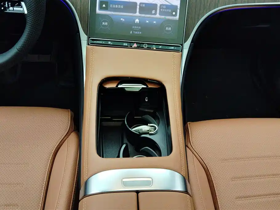 Mercedes-Benz GLC 2024 — фото 16