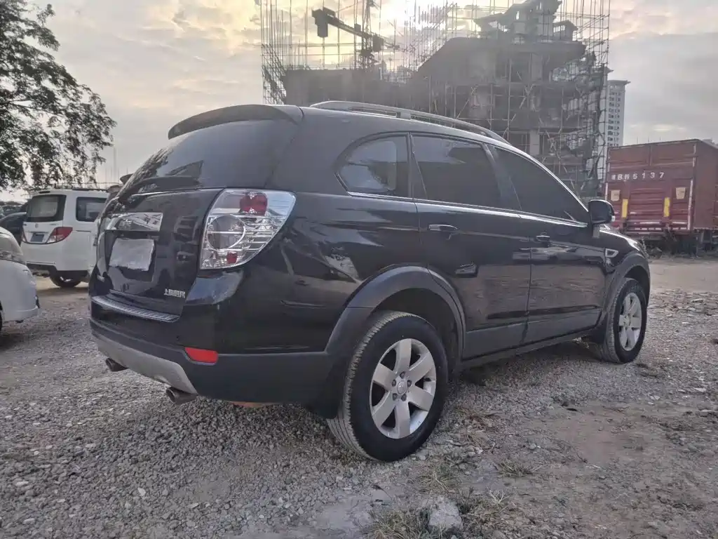 Chevrolet Captiva 2015 — фото 2