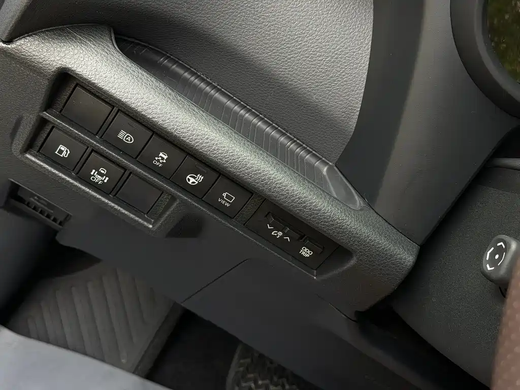 Toyota Sienna 2023 — фото 14