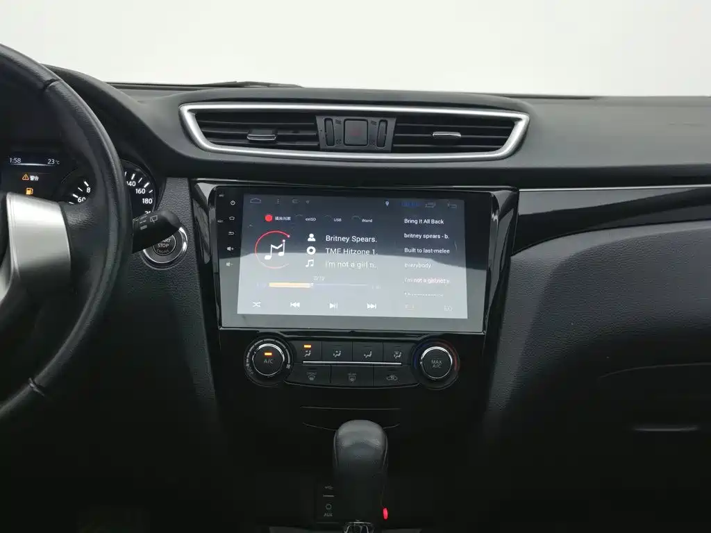 Nissan Qashqai 2016 — фото 12
