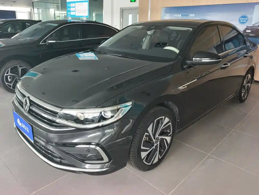 Volkswagen Bora 2023