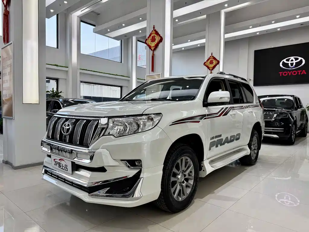 Toyota Prado 2018 — фото 1