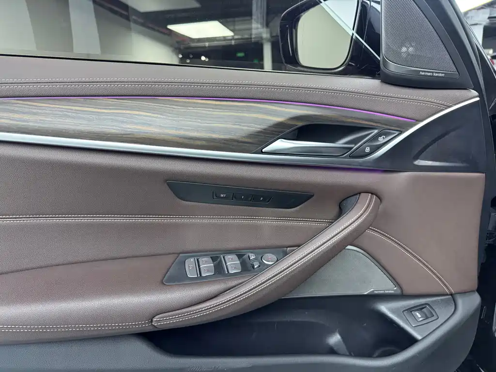 BMW 5 Series 2022