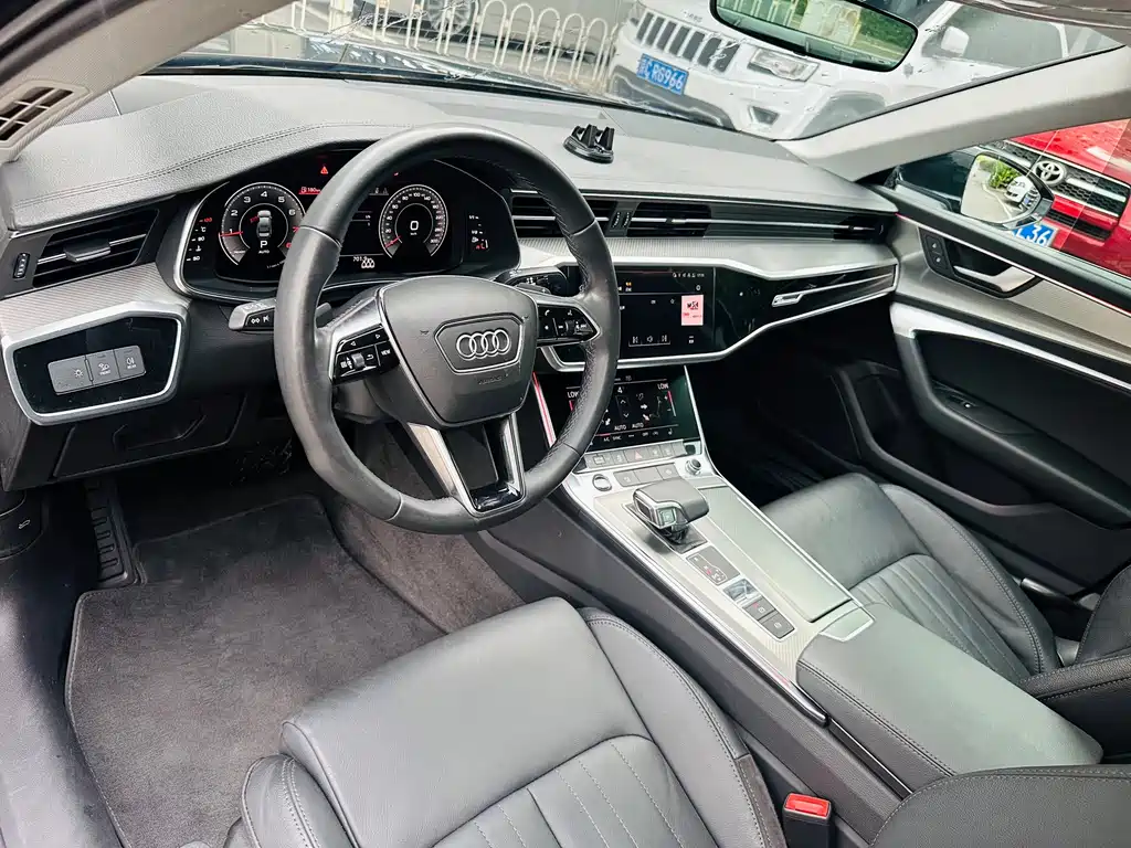 Audi A6L 2022 — фото 17