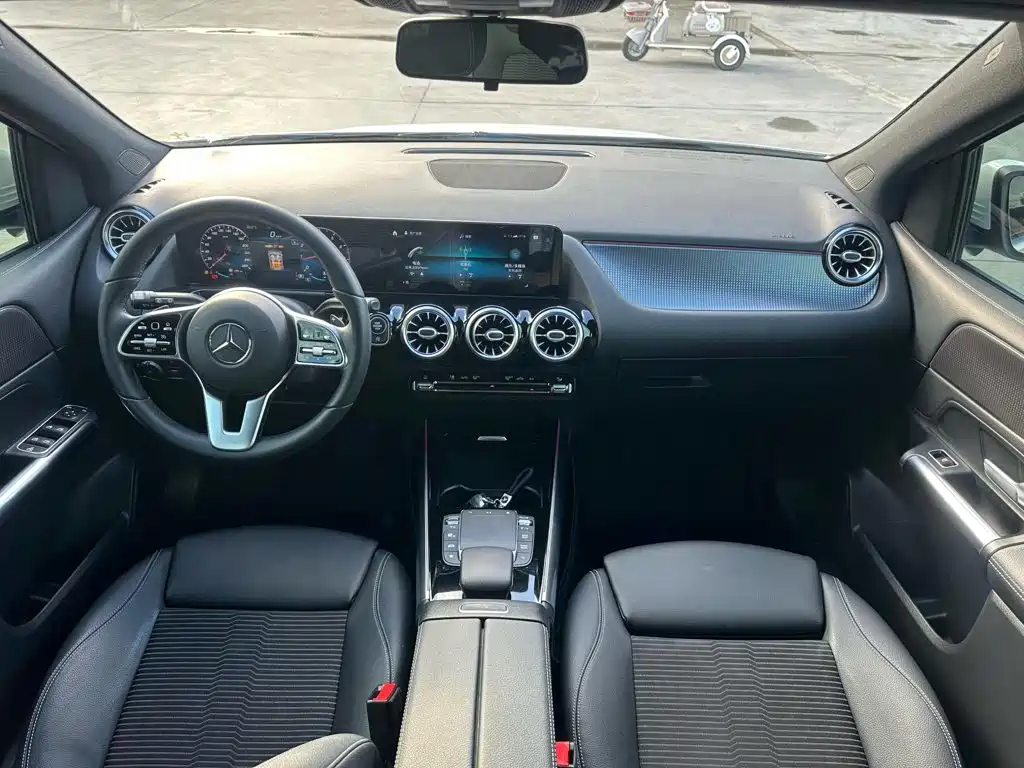 Mercedes-Benz B-Class 2020
