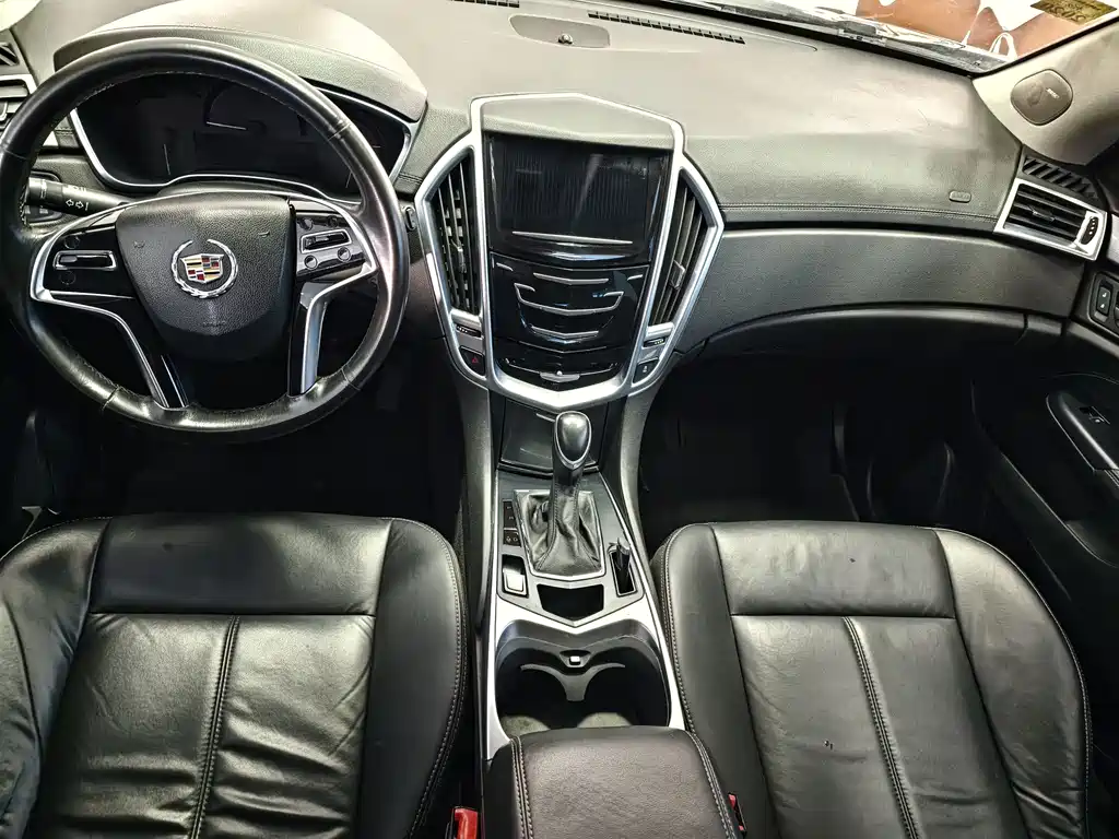 Cadillac SRX 2014 — фото 14