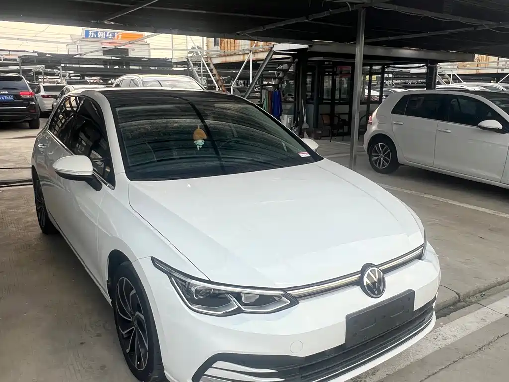Volkswagen Golf 2022