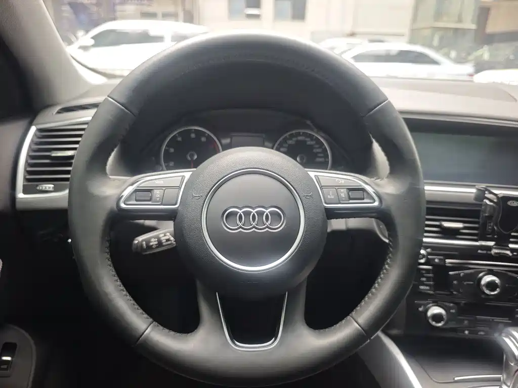 Audi Q5 2018 — фото 15