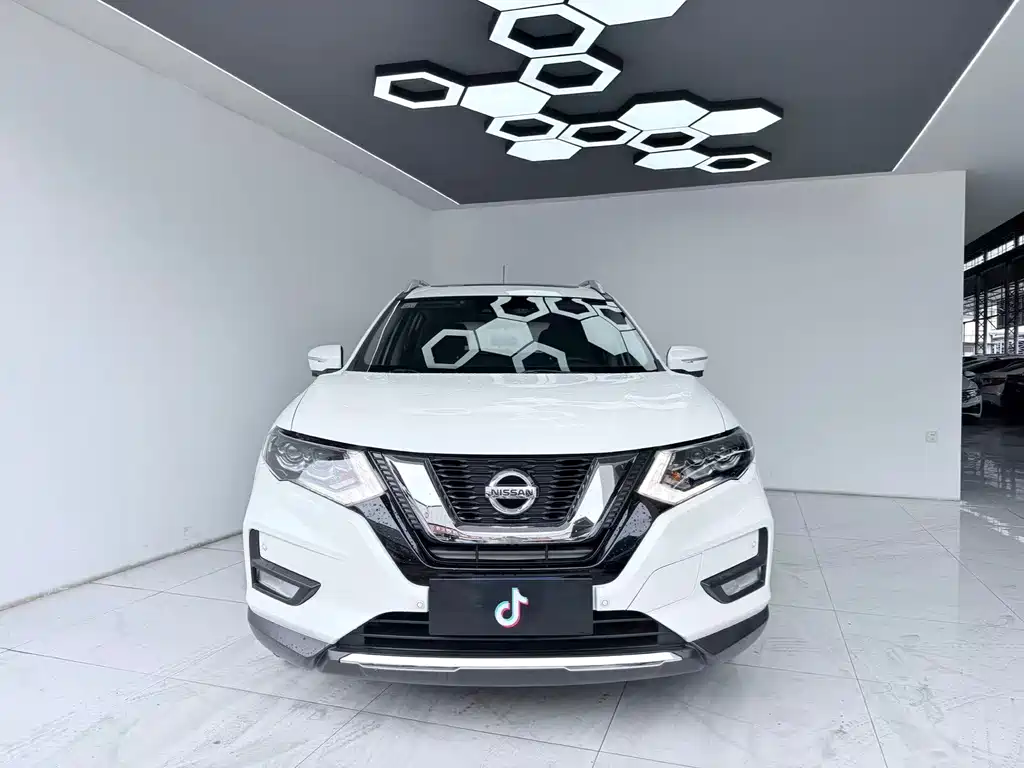 Nissan X-Trail 2021 — фото 2