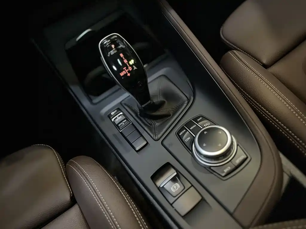 BMW X1 2021 — фото 10