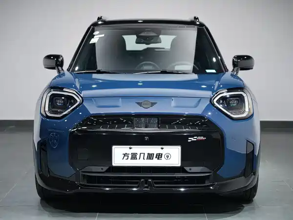 MINI Aceman 2024