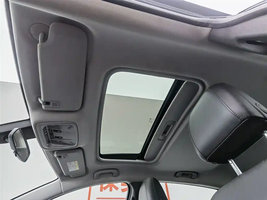 Chevrolet Malibu XL 2017 — фото 14