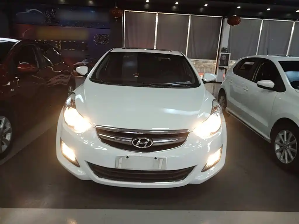 Hyundai Elantra Langdong 2015 — фото 3