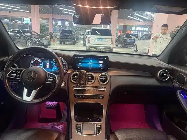 Mercedes-Benz GLC 2020