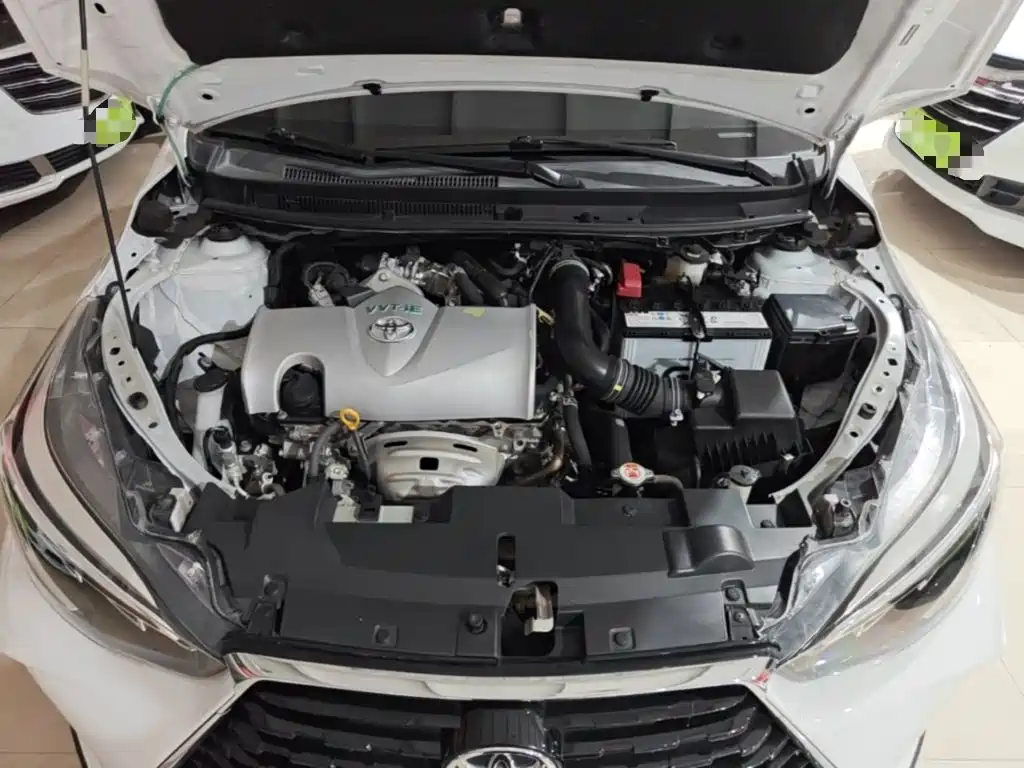 Toyota Yaris L 2021 — фото 20