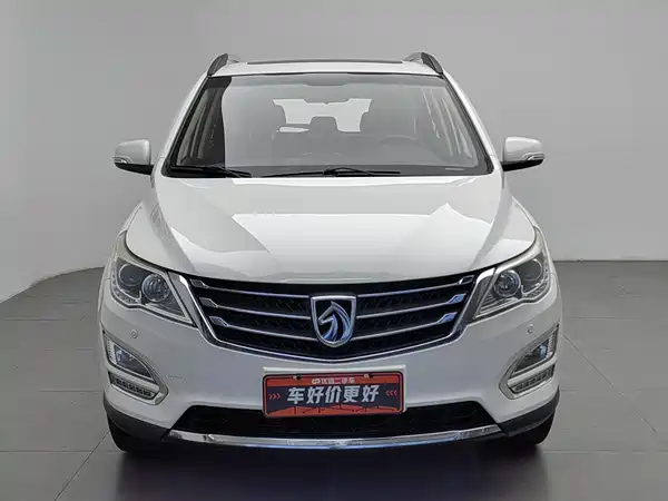 Baojun 560 2015
