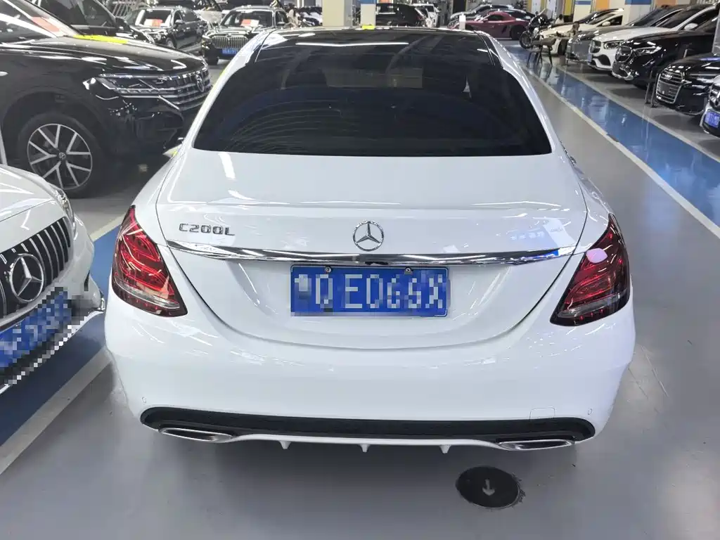 Mercedes-Benz C-Class 2018 — фото 10