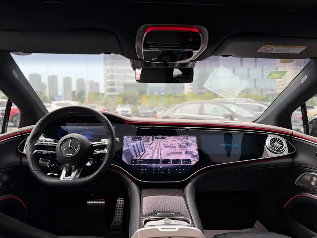 Mercedes-Benz EQS AMG 2025 — фото 8
