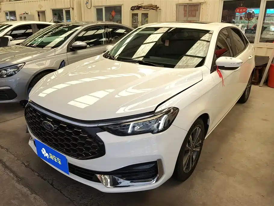 Ford Escort 2021