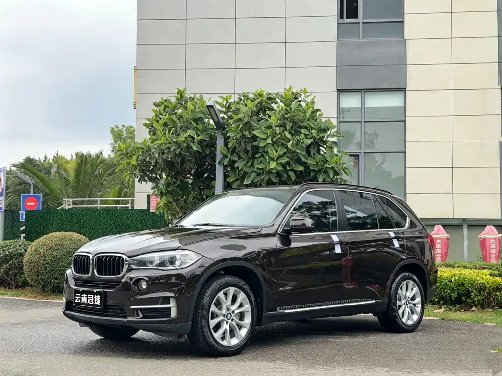 BMW X5 2016 — фото 1