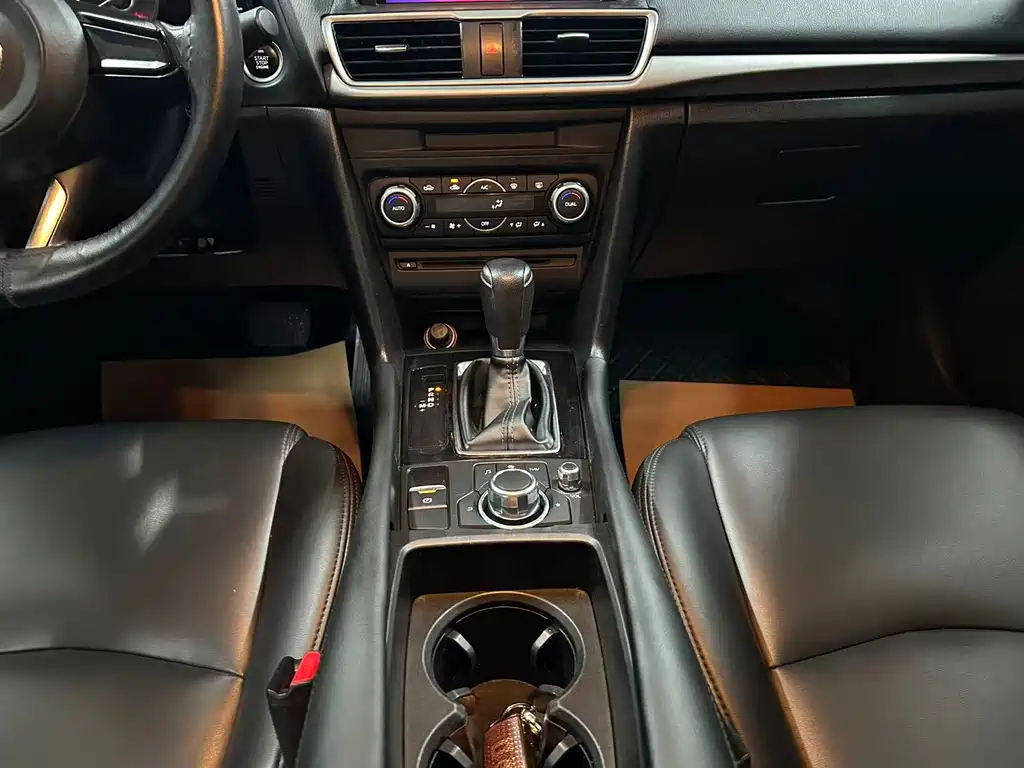 Mazda 3 Angkesela 2019 — фото 12