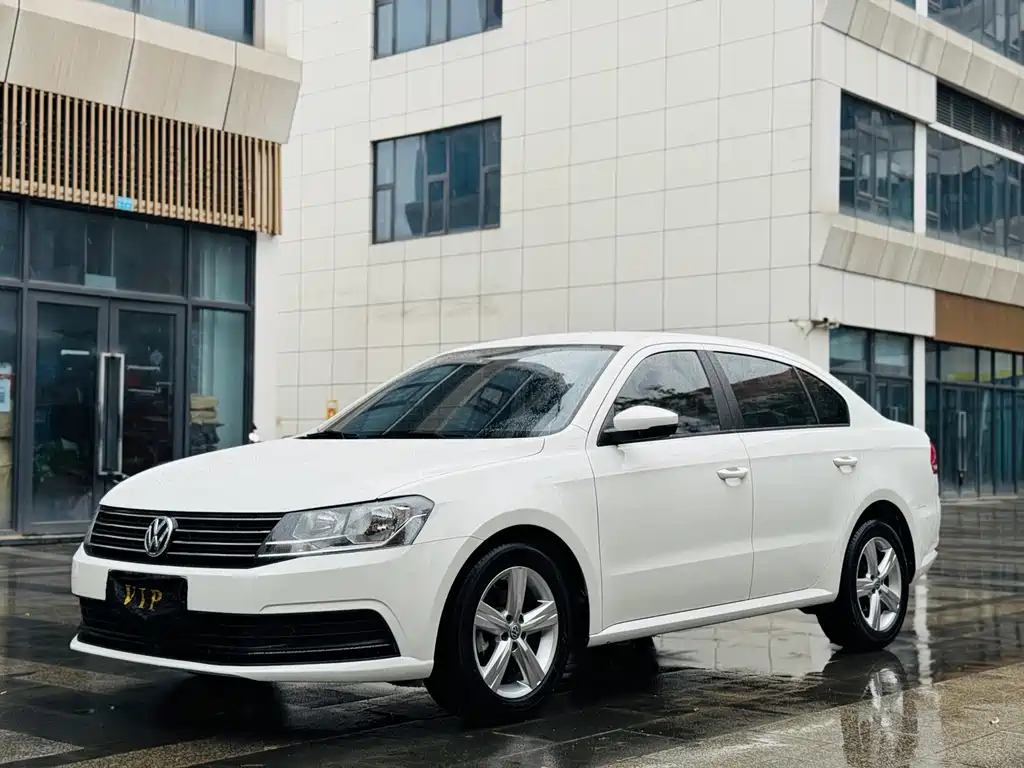 Volkswagen Lavida 2017 — фото 1